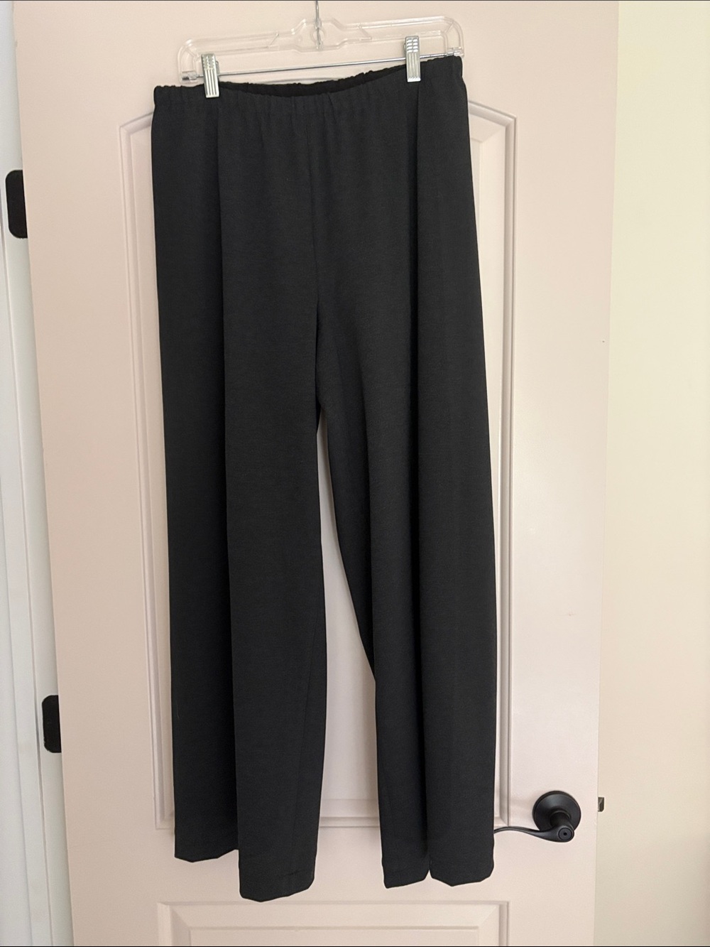 Magaschoni pull on wide leg pants.